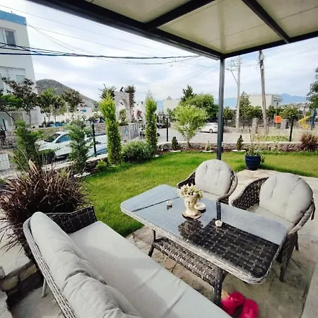 Sea View 2 Minute Walk To The Akyarlar * Bodrum