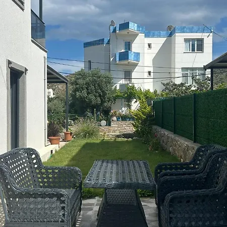 Sea View 2 Minute Walk To The Akyarlar Villa *